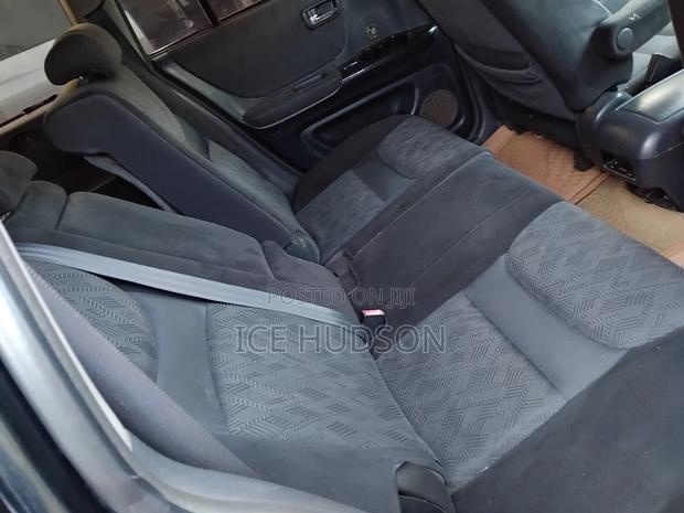 Toyota Kluger 2004 Black