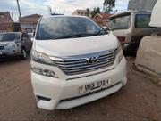 Toyota Vellfire 2010 White for sale