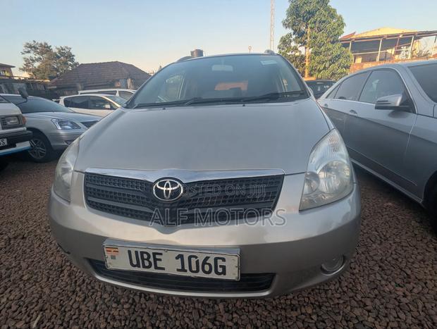 Toyota Corolla Spacio 2005 Silver