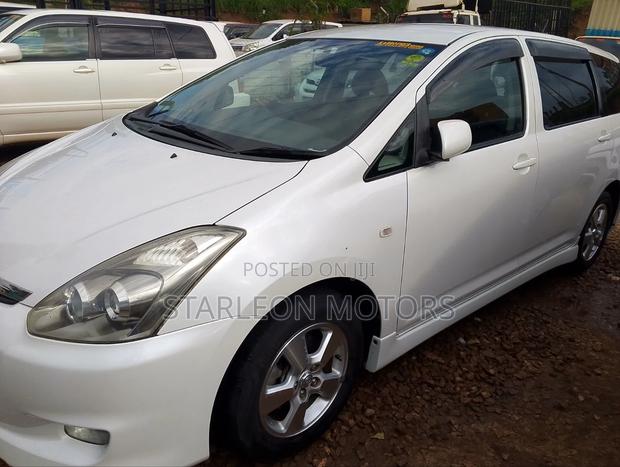 Toyota Wish 2009 White