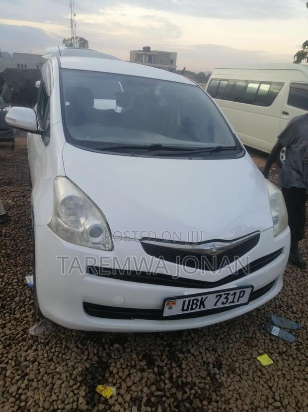 Toyota Ractis 2008 White