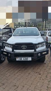 Toyota Hilux 2022 White for sale