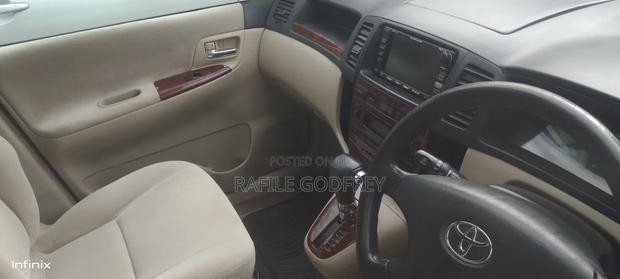 Toyota Corolla Spacio 2004 Gold