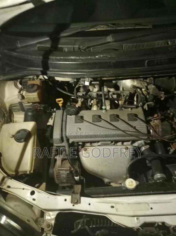 Toyota Corolla Spacio 1999 White