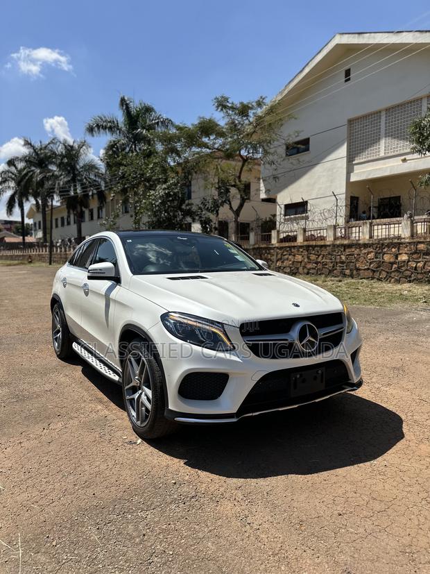 Mercedes-Benz GLE-Class GLE 350d 4MATIC 2017 White