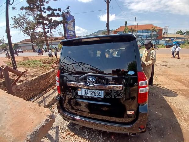 Toyota Noah 2012 Black