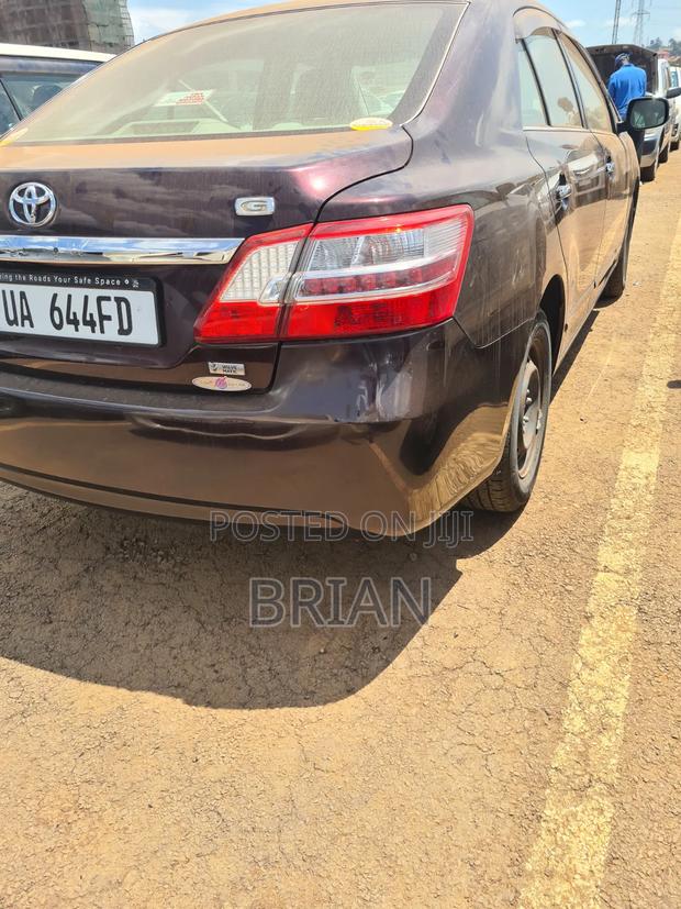Toyota Premio 2012 Maroon