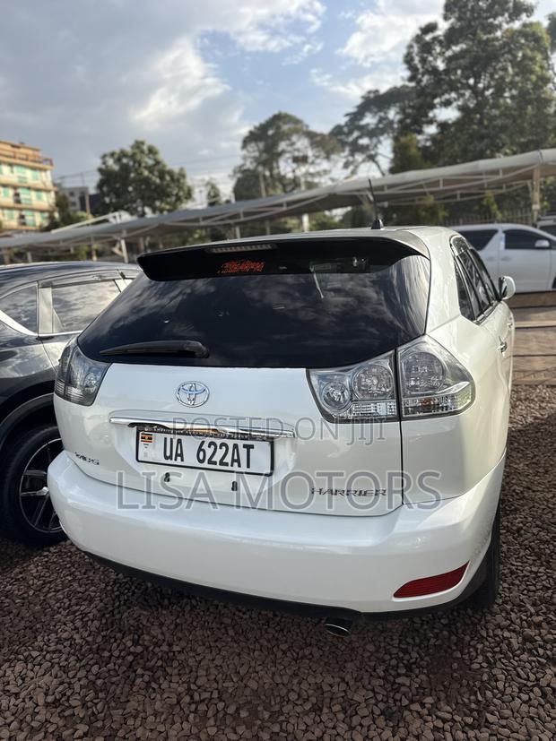 Toyota Harrier 2.4 2011 White