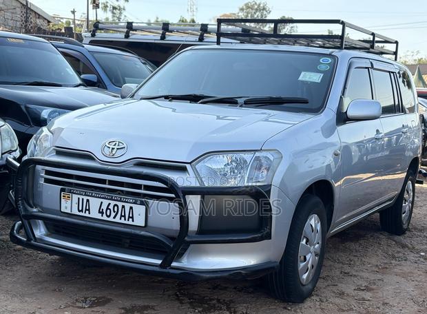 Toyota Probox 1.5 DX Comfort 4WD 2015 Silver