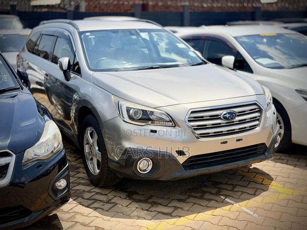 Subaru Outback 2.5i Premium AWD 2016 Gold