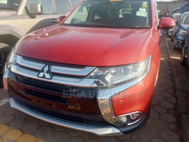Mitsubishi Pajero 2013 Brown
