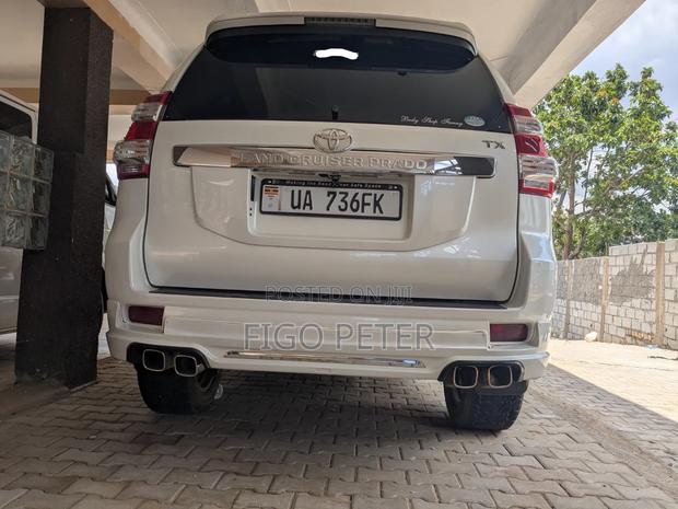 Toyota Land Cruiser Prado 2015 White