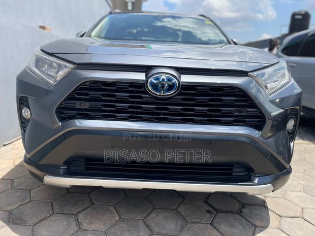 Toyota RAV4 2020 Gray