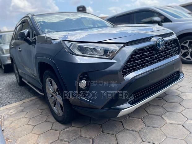 Toyota RAV4 2020 Gray