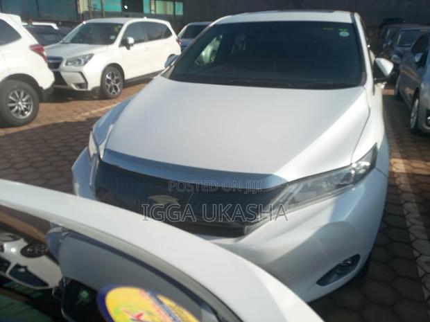 Toyota Harrier 2018 White