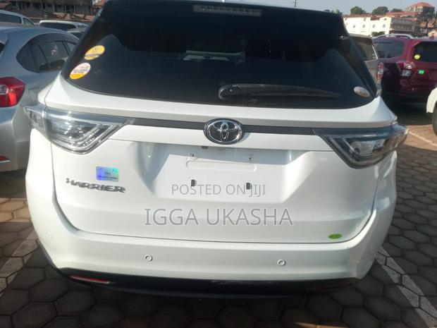 Toyota Harrier 2018 White