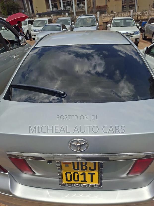 Toyota Premio 2006 Silver