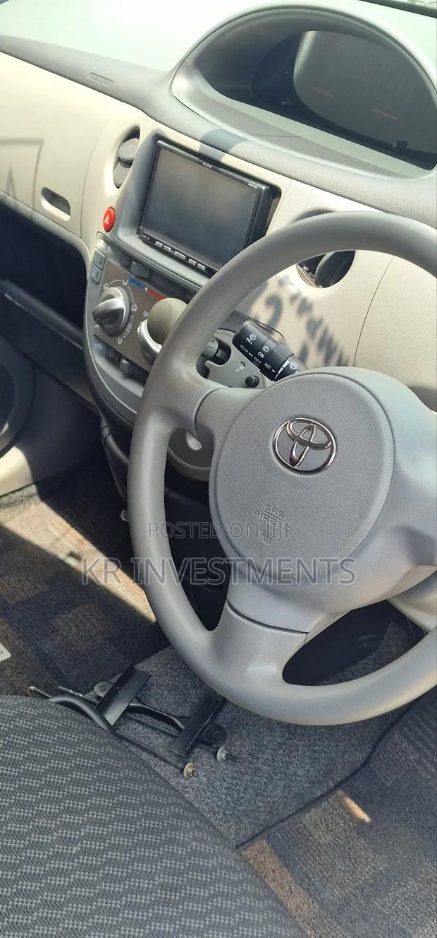 New Toyota Sienta 2010 Gray