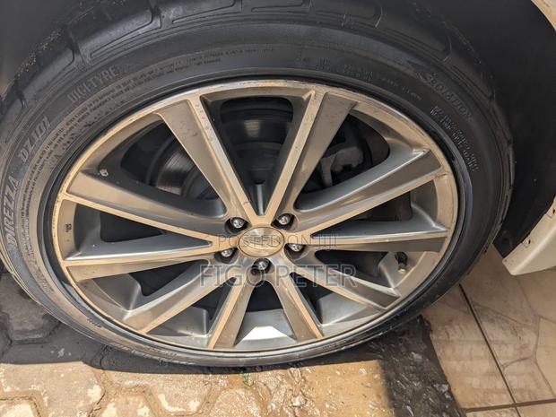 Subaru Legacy 2013 White