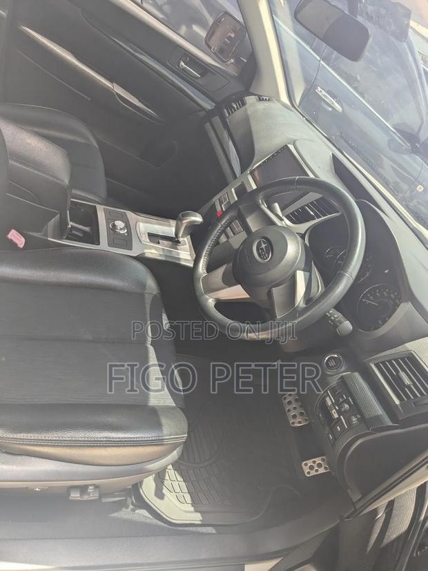 Subaru Legacy 2013 White