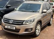 Volkswagen Tiguan 2.0 S 4Motion 2012 Gold for sale