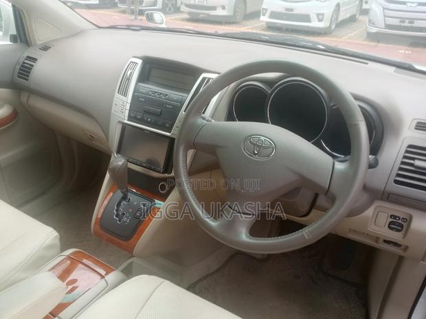 Toyota Harrier 2011 White
