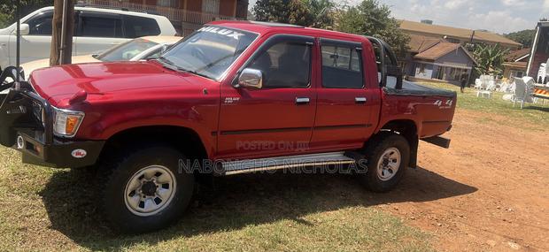 Toyota Hilux 2008 Red