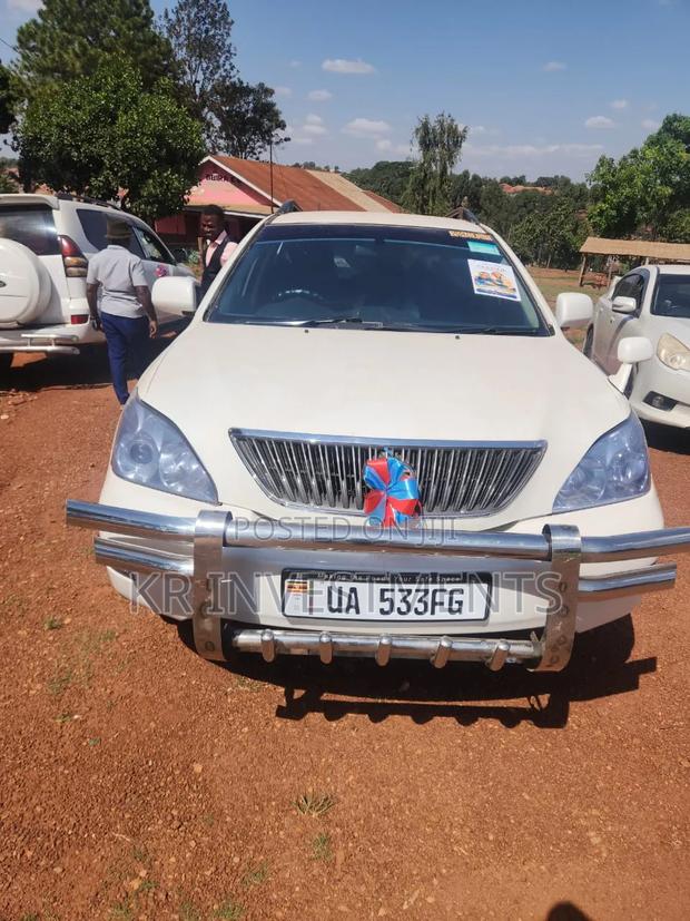 Toyota Harrier 2007 White