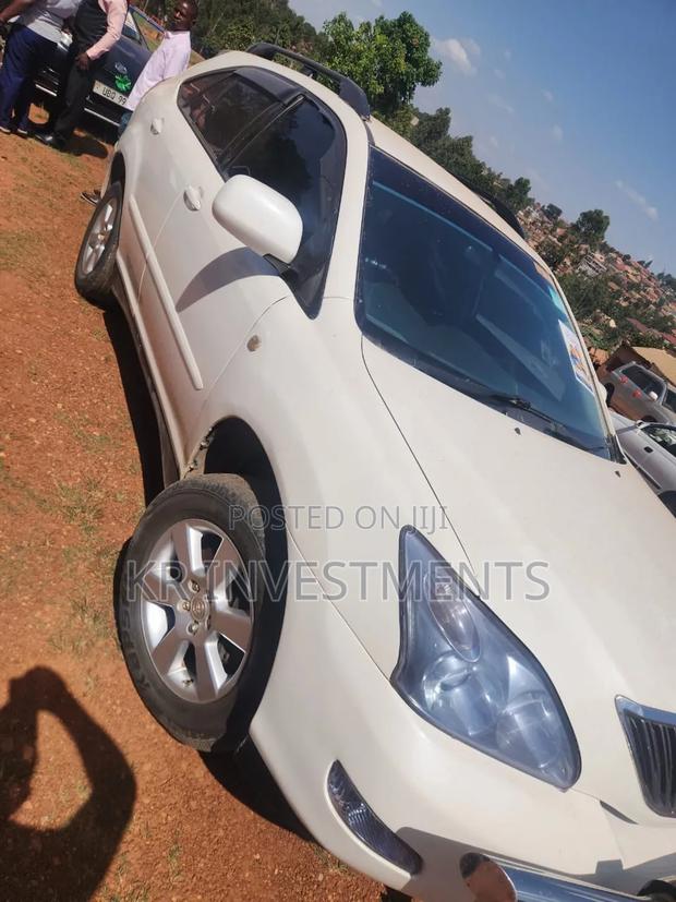 Toyota Harrier 2007 White
