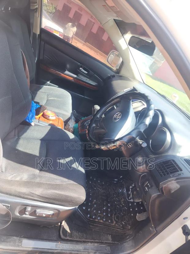 Toyota Harrier 2007 White