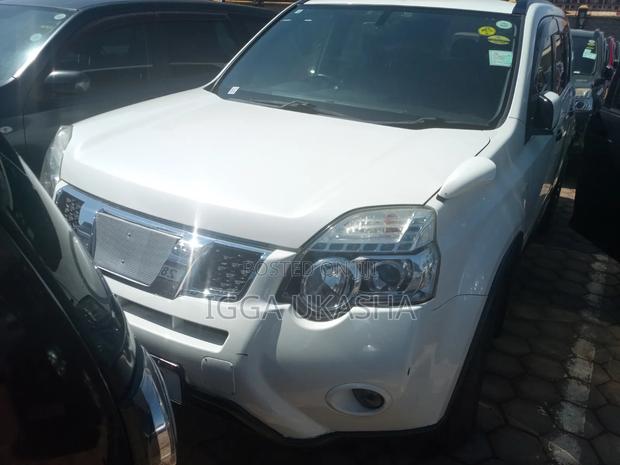 Nissan X-Trail 2011 White