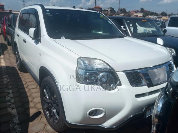 Nissan X-Trail 2011 White