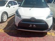 Toyota Sienta 2015 White for sale