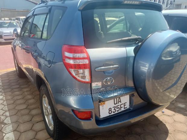 Toyota RAV4 2011 Blue