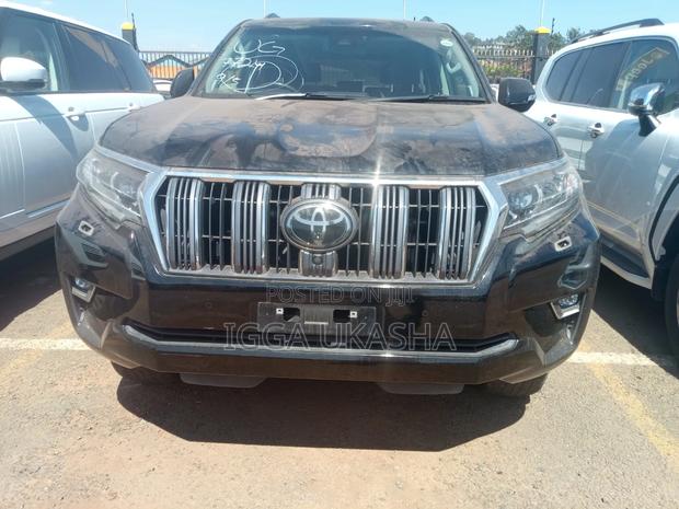 Toyota Land Cruiser Prado 2018 Black