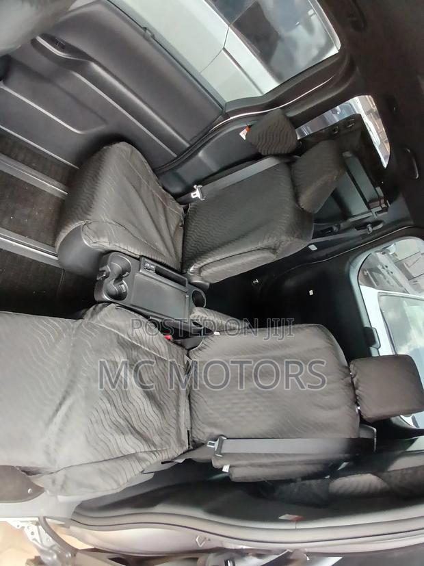 Toyota Noah 2022 Gray