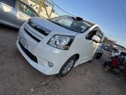 Toyota Noah 2009 White for sale