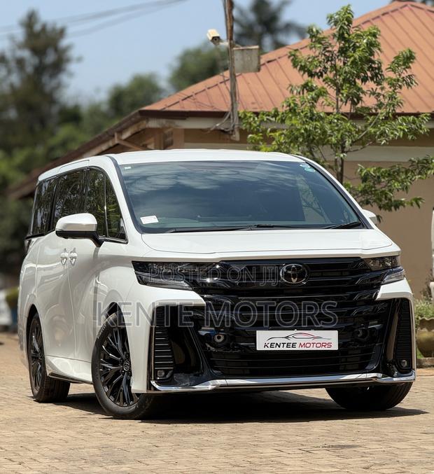 Toyota Vellfire Executive Lounge Hybrid E-Four 7-Seater 2025 White