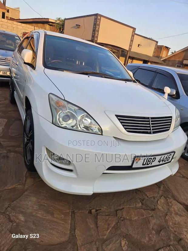 Toyota Harrier 2012 White
