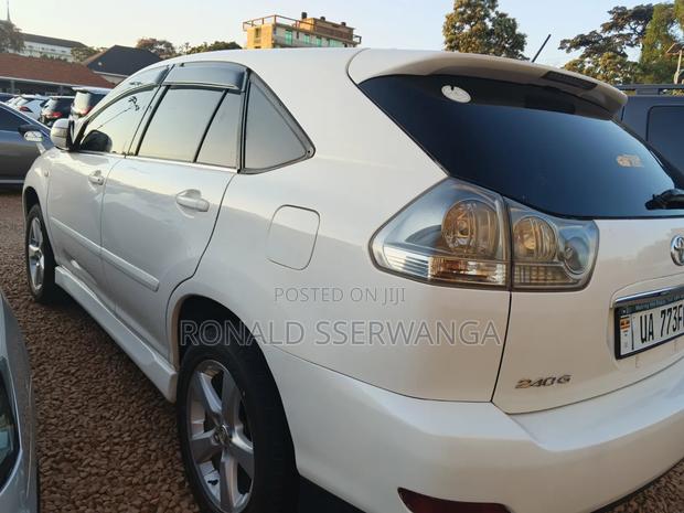 Toyota Harrier 2009