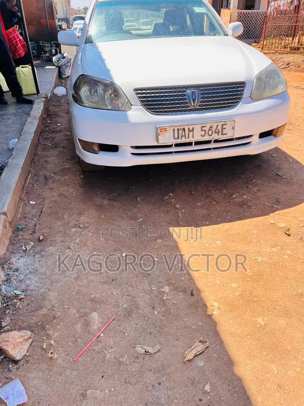 Toyota Mark II 2002 White