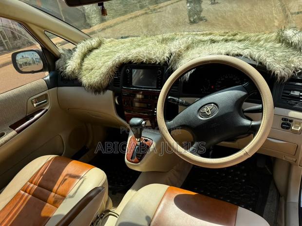 Toyota Corolla Spacio 2009 Silver