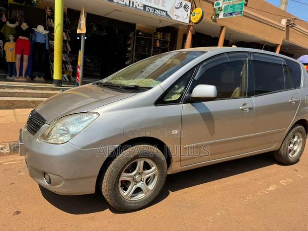 Toyota Corolla Spacio 2009 Silver