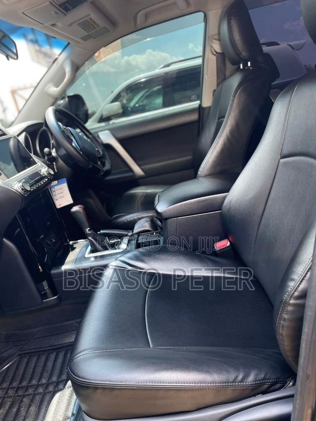 Toyota Land Cruiser Prado 2.8 D-4D 2016 Black