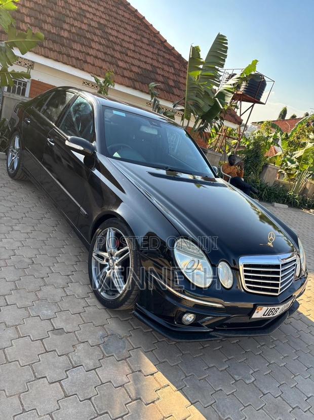 Mercedes-Benz E320 2006 Black