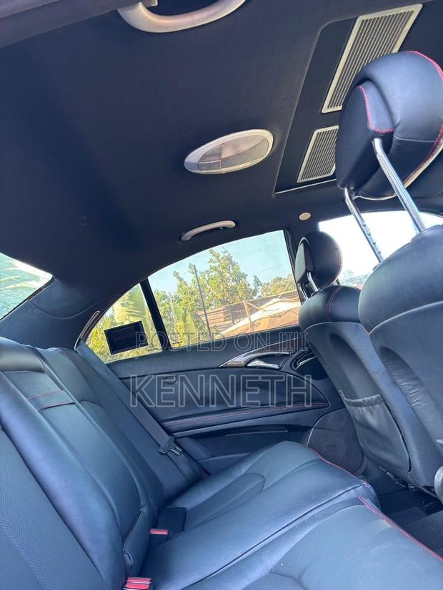 Mercedes-Benz E320 2006 Black