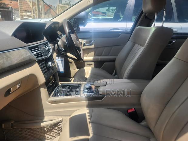Mercedes-Benz E300 2010 Brown