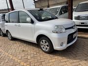 Toyota Sienta 2012 White for sale