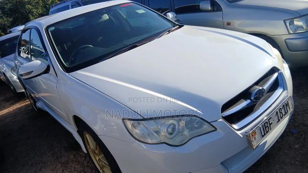 Subaru Legacy 2007 White