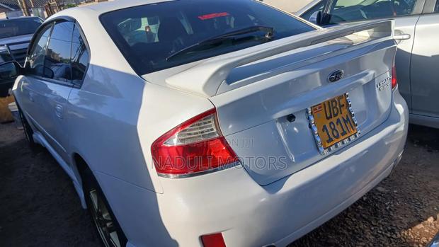 Subaru Legacy 2007 White